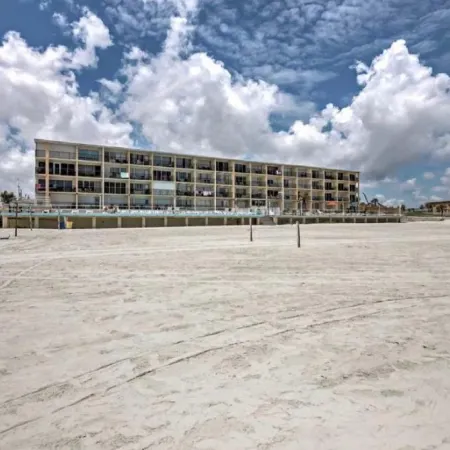 Daytona Inn Studios Отели рядом с достопримечательностью «Театр Peabody Auditorium»