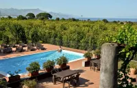 La Terra Del Mezzo Hotels in Riposto