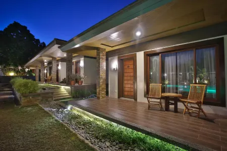 Coron Soleil Garden Resort Отели в г. Корон