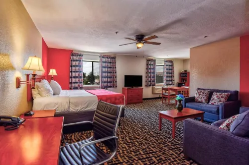 Ramada by Wyndham Oklahoma City Airport North