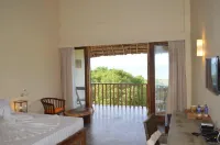 Giman Free Beach Resort Pasikuda