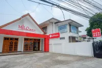 RedDoorz Near Kawasan Simpang Lima Area Hotell i Wonodri