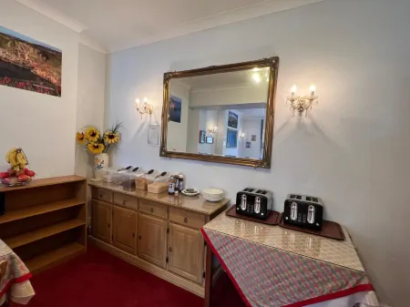 Berry Hotel Отели в г. Пейнтон