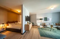 Black F Tower - Serviced Apartments