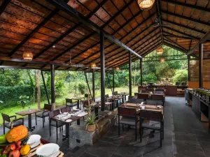 Klov Resort & Spa