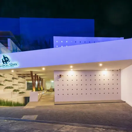 Hotel Balcón del Parque