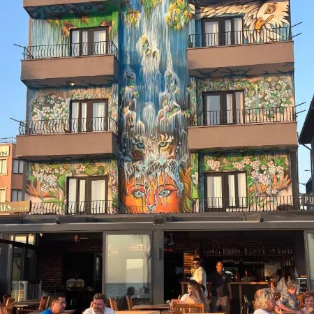 Yasemin Hotel