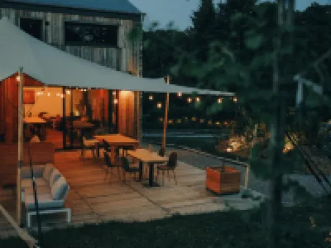 勒多曼德布拉 列訥酒店