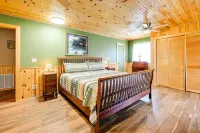 Hot Tub and Fire Pit Pet-Friendly Clayton Escape! - 3-Star