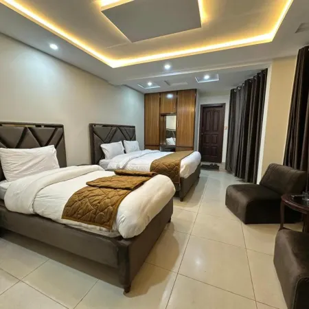 Hotel Summer Palace