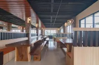 마미포코보 호텔 & 글램핑 Cipanas 호텔