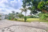 RedDoorz @ Hotel Kridawisata Lampung Meizar Computer 주변 호텔