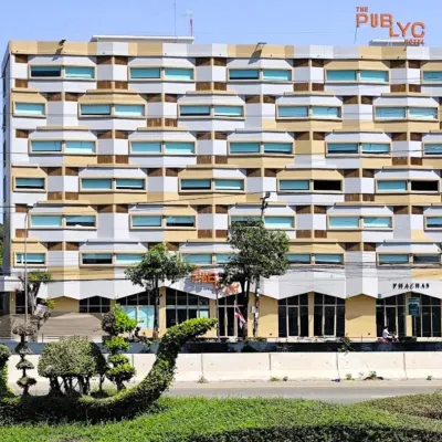 The Publyc Hotel โรงแรมใกล้ร้านอาหารและคาราโอเกะ ใบไม้ร่าเริง