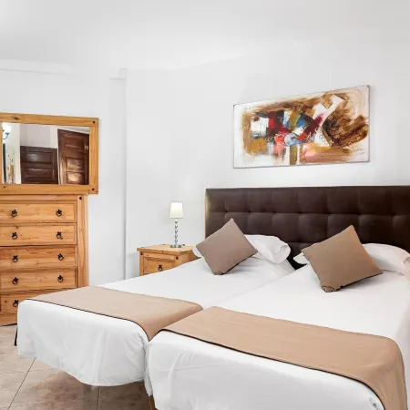 Paloma Beach Apartments