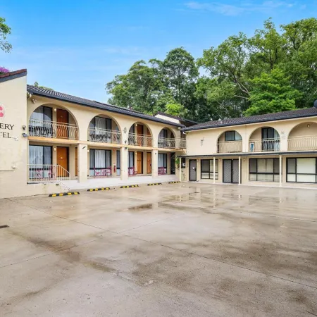 Gallery Motel