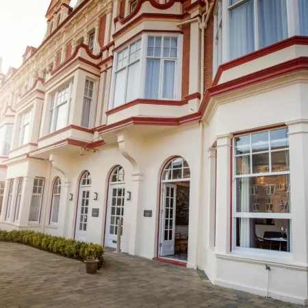Dunoon Hotel