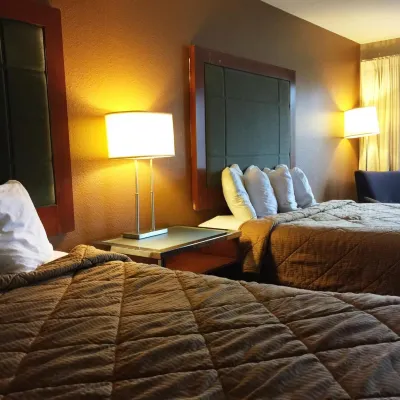 Chestnut Tree Inn Portland Mall 205 Hotels near Berrydale Park