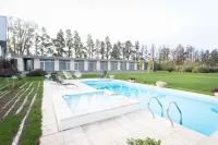 Herradura Hotel Suites Hotels in Neuquen