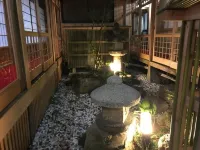 宿坊 赤松院 宝善院周辺のホテル
