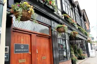 亨利里歐斯之家飯店 The Henley College附近的飯店