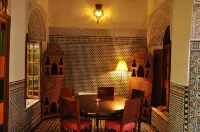 Riad Au 20 Jasmins Hotel di Fez