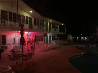 Colonial Motel Hotels in Wisconsin Dells
