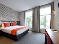 Square Hotel Отели рядом с достопримечательностью «Башни Броэль»