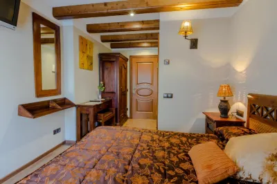 Hotel Flor de Neu Các khách sạn ở Pla de l'Ermita