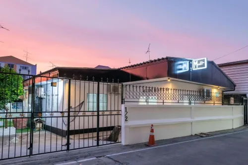 Mein Haus B @Bangsaen - Villas