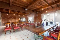 Tenuta Montemagno Relais & Wines Hotels in Montemagno