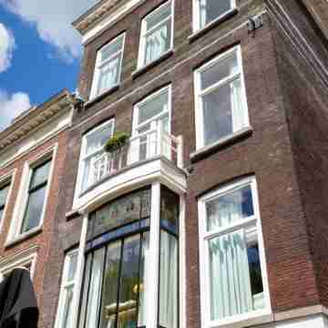 The Bellhop Hotel Exterior