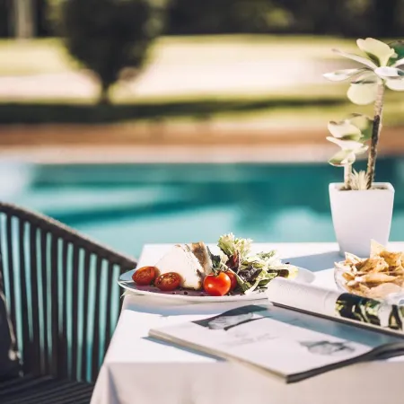 Las Gaviotas Suites Hotel & Spa