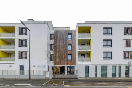 Zenao Appart'hôtels Strasbourg Отели рядом с достопримечательностью «Fontaine de Janus»
