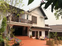 Merry Riverside Hotel