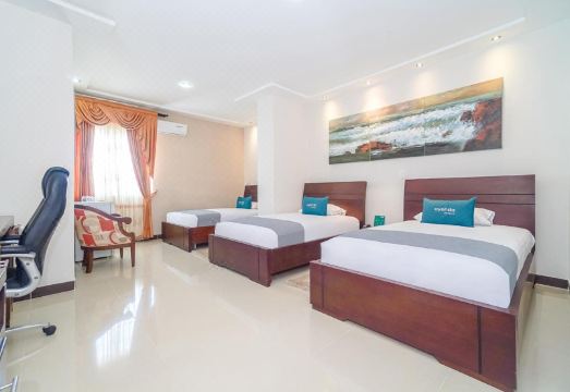 Hotel Yubarta - Housity