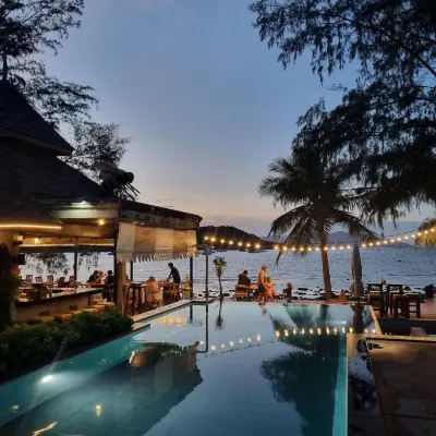 Samui Honey Backpacker Bungalow - Pensions
