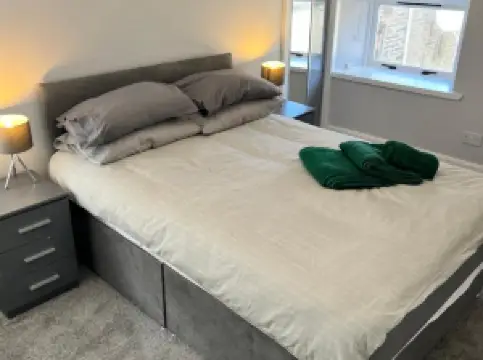 Town Centre 2 Bed Luxury Apartment