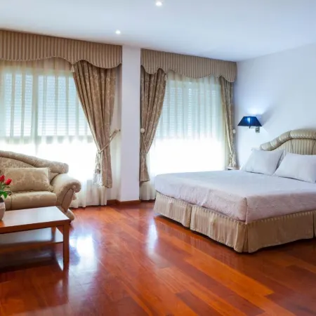 Hotel Mexico Отели в г. Вера