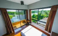 Na Siri Lake View Hotels in Bang Phli