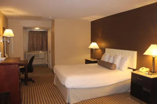 Travelodge by Wyndham Bellmawr Hotels in Echelon