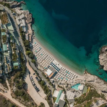 Folie Marine Beach Hotel Club Отели рядом с достопримечательностью «Пляж Паласа»