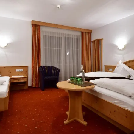 Hotel Höllroah