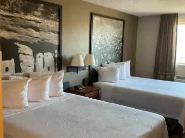 Super 8 by Wyndham Colorado Springs Airport