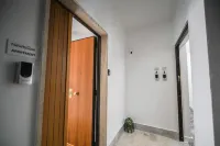 Newhouse CAVOUR Deluxe - 3-Star