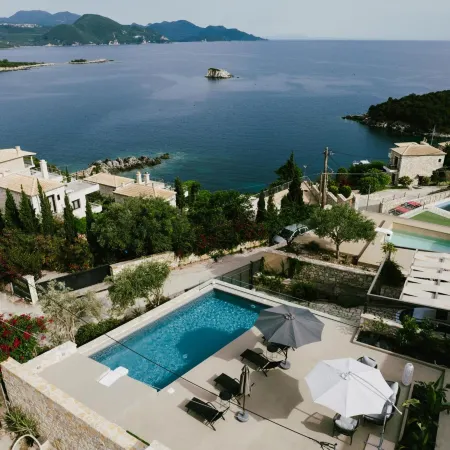 Christie's Luxury Suites by Dandy Hospitality