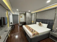 Hotel de Papae Hotels near F-6 Sector
