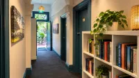 Shiralee Hostel -Note - Valid Passport Required to Check IN - Ostelli