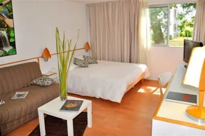 Lorient Résidence Hotel a Kervignac
