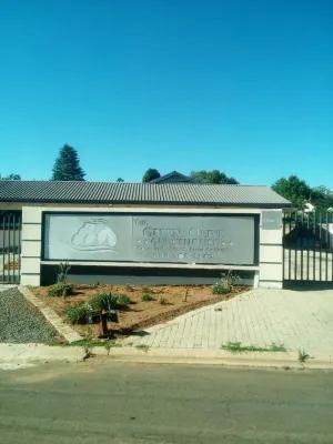 The Green Olive Guesthouse Hotel di Thabo Mofutsanyane