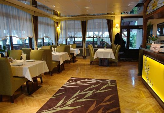 헤비즈 블루 교회